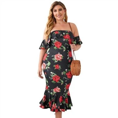 Robe grande taille sirène noire à fleurs