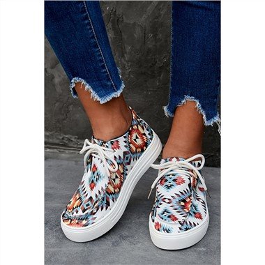 Baskets à lacets multicolores à motif aztèque
